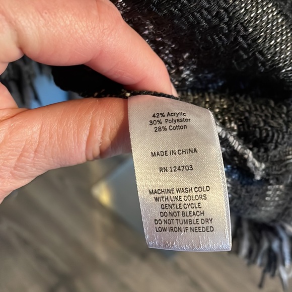 Fringed Jacket - Picture 6 of 6